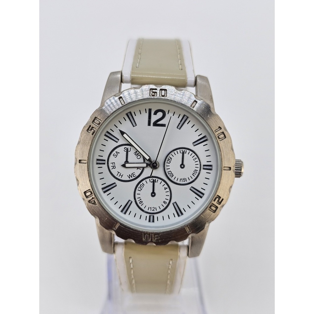 Women's Analog Watch 38MM White Dial White Cream Faux Leather Bands NEW Battery